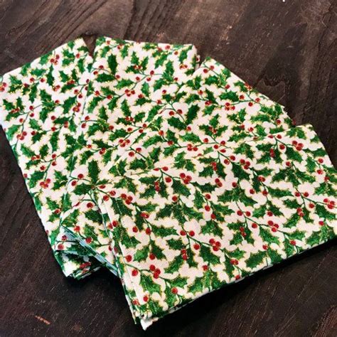 Christmas Napkins - Holly Napkins - Cloth Christmas Napkins - Cloth ...