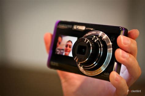 Samsung ST550 compact camera