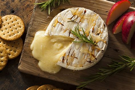 Recette De Camembert Rôti Pomme Miel Et Romarin