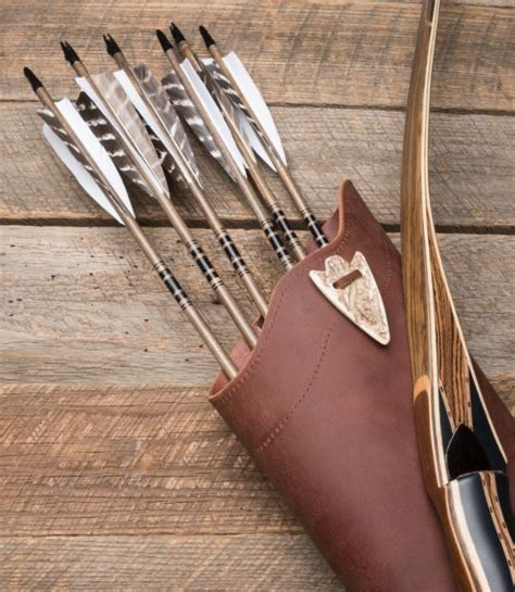 How To Choose The Right Type Of Bow Quiver For Your Traditional Bow