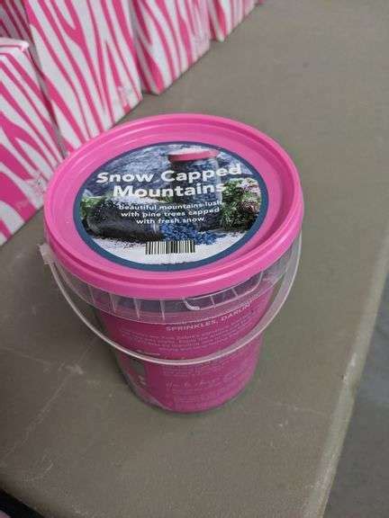 PINK ZEBRA 16 OZ CONTAINER SNOW CAPPED MOUNTAINS SPRINKLES HOME