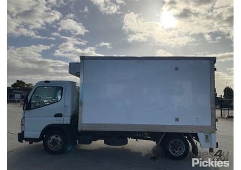 Buy Used Mitsubishi Fuso Canter Cab Chassis In Listed On Machines U