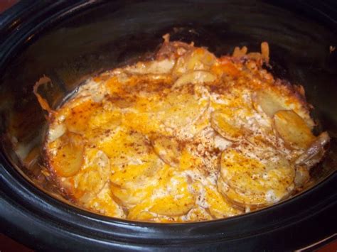 Slow Cooker Ham And Scalloped Potatoes ~ Crockin Moms