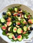 Salat Mit Rucola Und Heidelbeeren An Himbeervinaigrette