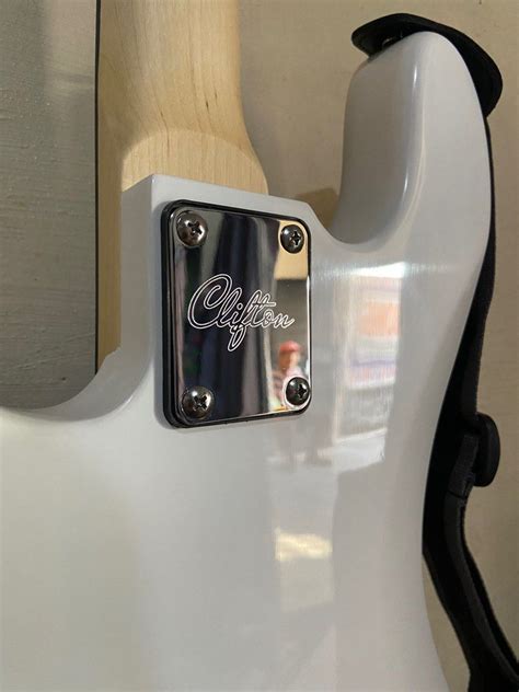 Clifton Precision Bass 4s On Carousell