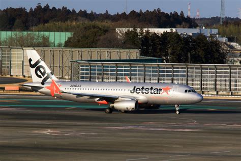 ジェットスター・ジャパン Airbus A320 Ja16jj 成田国際空港 航空フォト By Inyoさん 撮影2022年02月26日