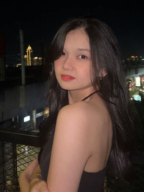 Night Date Indah Idol Profile Picture