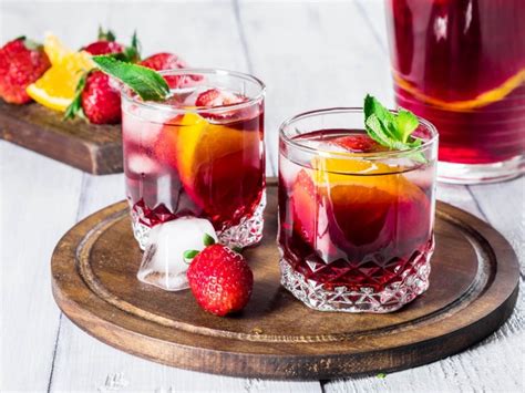 Copycat Olive Garden Sangria Recipe | CDKitchen.com