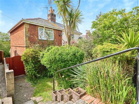 3 Bed Semi Detached House For Sale In West Hill Road Ryde Isle Of