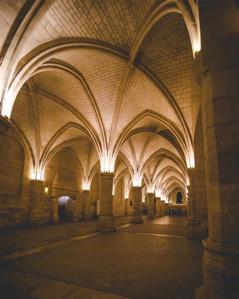 Conciergerie, Paris - A Fortress in the Heart of Paris (and a prison too!)