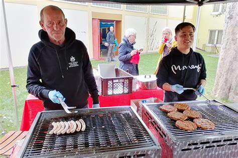 Straßenfest Generationen feierten gemeinsam Don Bosco