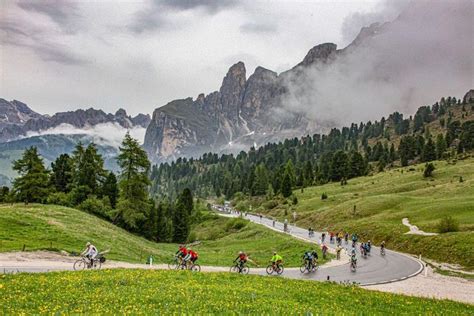 Sellaronda Bike Day Un Successo Nonostante Il Maltempo Locale Alto