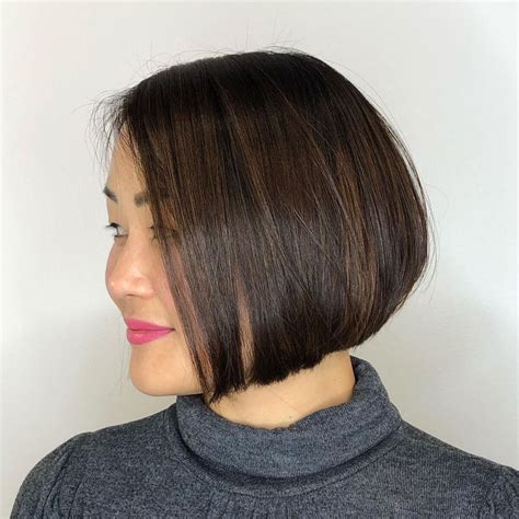 21 Hottest Short Graduated Bob Haircuts For On Trend Women