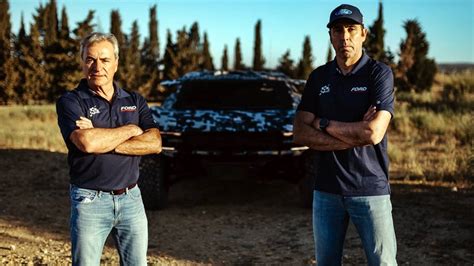 Ford Ficha A Carlos Sainz Y A Nani Roma Para El Dakar 2025