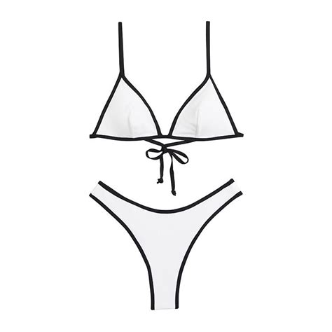 Buse Terim Plaj şıklığı için bikini önerileri
