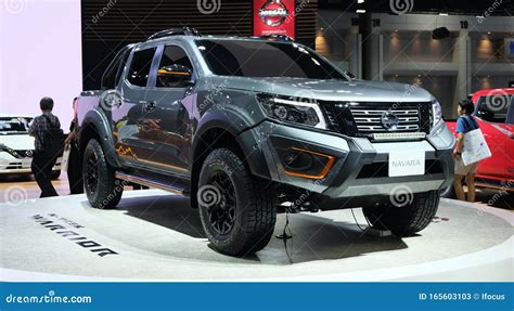 Nissan Navara Enguard Concept All Terrain Pick Up Truck Off