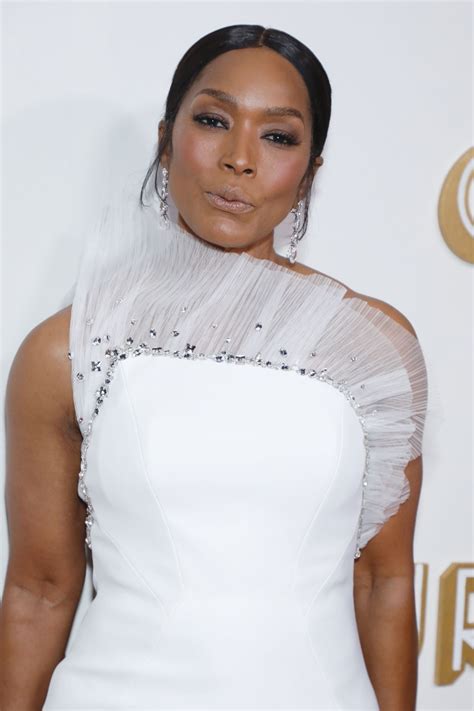 Angela Bassett At 2022 Glamour Women Of The Year Awards In New York 11 01 2022 Hawtcelebs