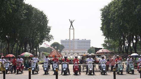 Ini Kemeriahan Pecinta Vespa Dalam Hut Ri Ke Di Berbagai Kota