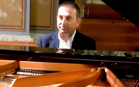 Il Rapporto Tra Musica E Poesia Nel Recital Del Pianista Costantino