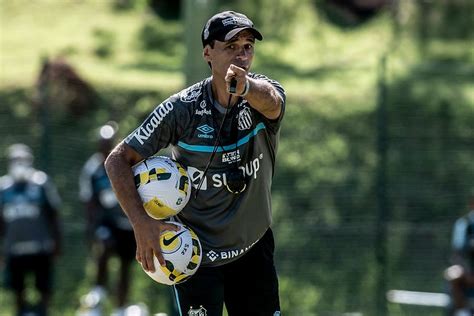 Bustos Se Diz Ansioso Para Estrear No Santos E Celebra Dia Extra Para