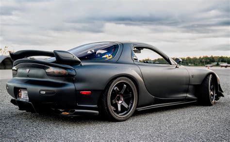 Insane beauty Matte Black Mazda RX7 : carporn