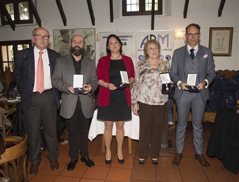 La Apm Entrega Sus Medallas De Honor Del Periodista A Liz Parry Adolfo