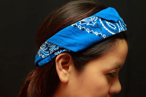 How To Tie A Bandana How To Tie Bandana Hipster Accessories Bandana