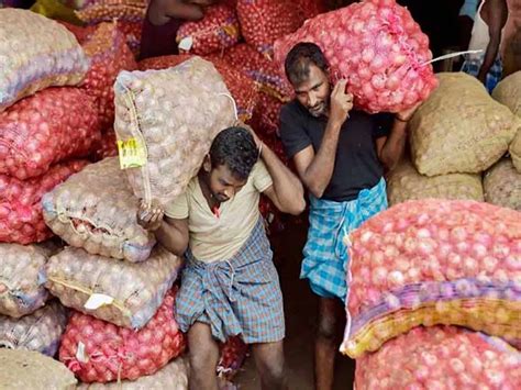 Wholesale Inflation Rises In July 23 After Three Months Of Decline