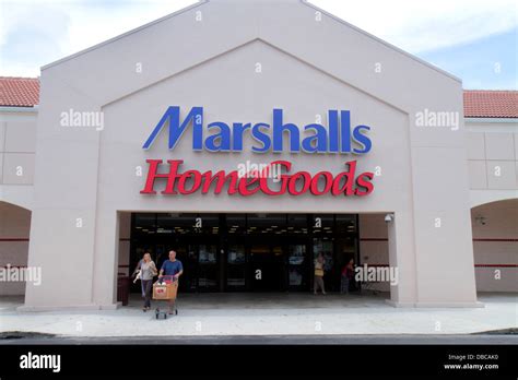 Miami Florida Aventura Marshalls Home Goods Discount Department Store