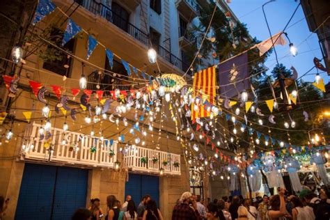 Barcelona Reanuda Las Fiestas De Gr Cia Sin Restricciones Y Con M S De