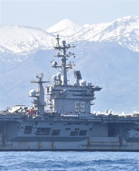 DVIDS Images USS Dwight D Eisenhower CVN 69 Arrives In Souda Bay