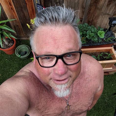 Happy World Naked Gardening Day 2018