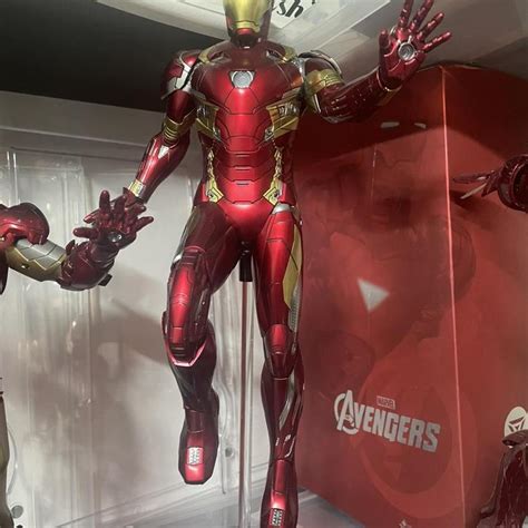 HOT TOYS 핫토이즈 Hot Toys Iron Man Powerpoints for sale 핫토이아이언맨 아이언맨 핫토이마크 핫토이파워포즈 on