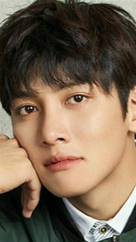 Épinglé par Jana Poklopova sur Ji Chang Wook Expression visage