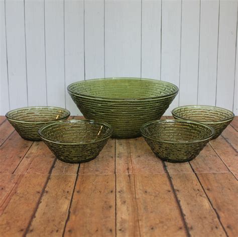 Vintage Anchor Hocking Soreno Avocado Green 8 Salad Bowl And 4