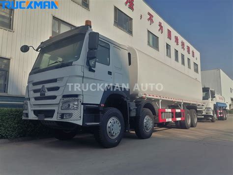 Liter Sinotruk Howo Fuel Tank Truck