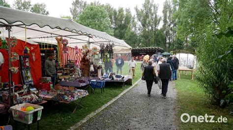 Eslarner Feiern Barthlmarkt Auch Bei Regen Onetz