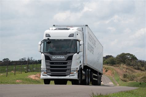 Scania Locação chega para atuar no mercado de aluguel de caminhões