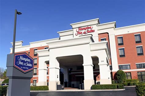 Hotels in Newport News, VA - Find Hotels - Hilton