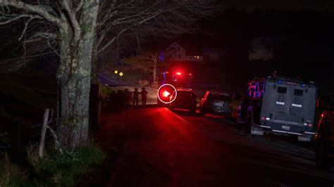 Manhunt Underway For Gunman In Maine Shootings The New York Times