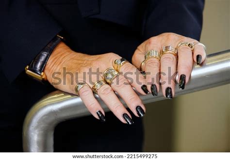 2 Kädet 图片库存照片和矢量图 Shutterstock