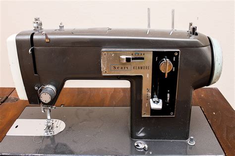 Vintage Kenmore Model 84 Sewing Machine Ebth