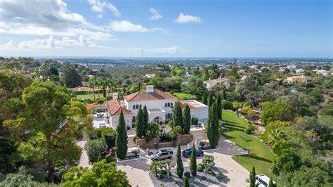 Elegant Five Bedroom Villa With Ocean Views In Loulé Algarve Portugal