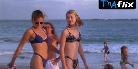 Claire Danes Thong Bikini Scene In To Gillian On Her Th Birthday Tnaflix