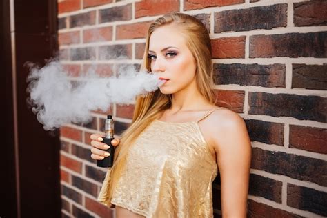 Women Smoking Cigarettes Ego Xxx Porn