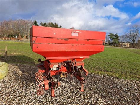 Buy Bredal Fertilizer Spreader Second Hand And New Technikboerse