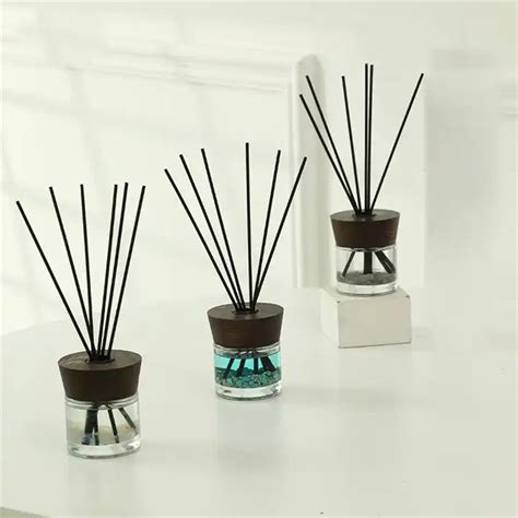 Luxury Custom Empty Glass Bottle Rattan Sticks And Gift Box Set Reed