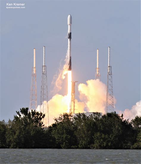 Spacex Re Launches Falcon 9 Booster In Record Setting 21 Day Turnaround