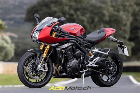 Essai Triumph Speed Triple 1200 RR 2022 Le Sport Et La Classe So