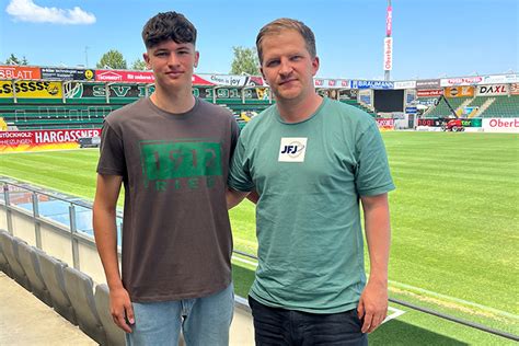 Perspektivspieler Unterschreiben Bei Der SV Guntamatic Ried SV Ried